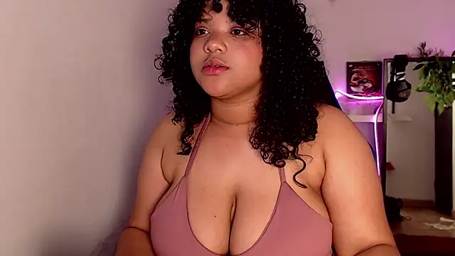 anna_curly18 webcam