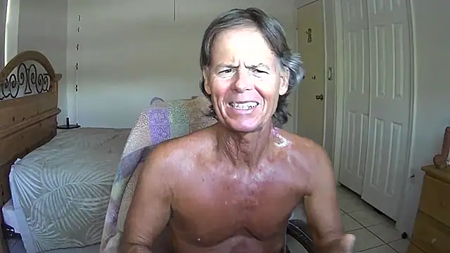 nakeedcowboi65 webcam
