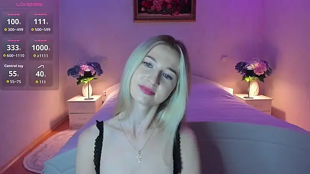 Julie_Blaze webcam