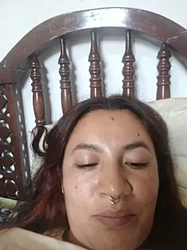 samm_curvy webcam