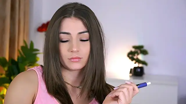 AishaSins webcam