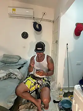 bigdick211292 webcam