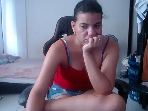 Adriana_0312 webcam