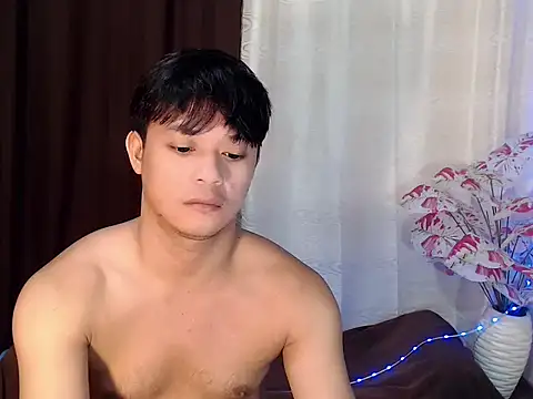 kingdomcum96 live sex cam