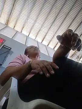 SoffieMature webcam