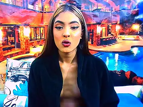 IndianPretty14u2Luv webcam
