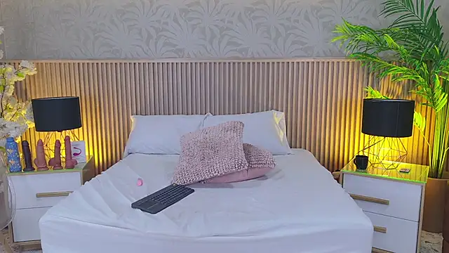 Carrie_GB webcam