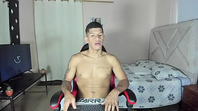 Toptony22 webcam