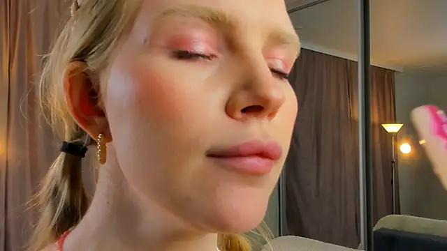 pestiyilinet webcam