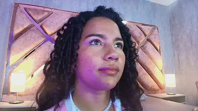 TamaraaHoney webcam