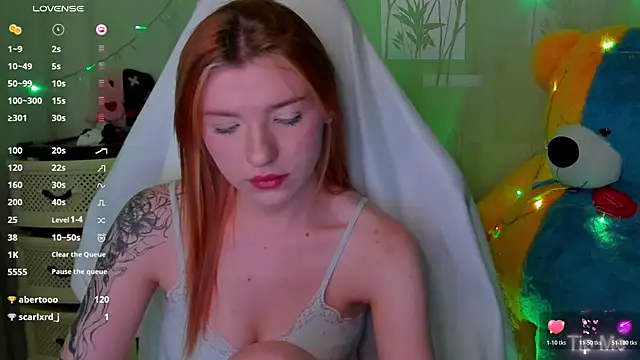 MeganNewCat live cam