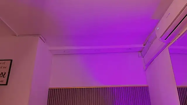 ashvalentine_ webcam