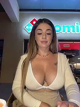 IsabellaEtthan live sex cam
