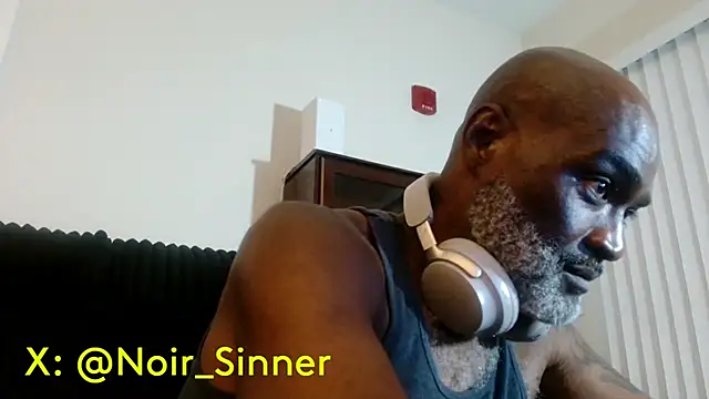 sinnernoir (M mature) - start stroking
