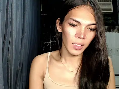 GORGEOUS_CARMEE webcam