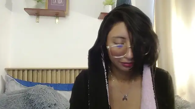 Violet_2003 webcam