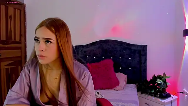 zaharavela_ webcam