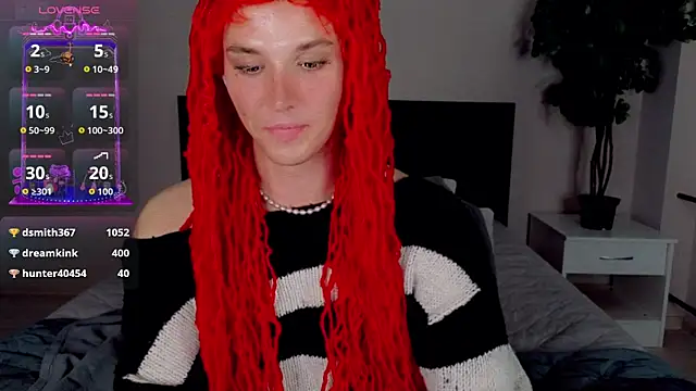 HelenSpellman webcam