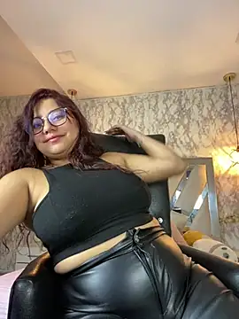 Miaa_Smiith1 webcam