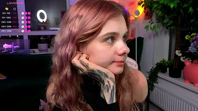 Britney_Lynch webcam