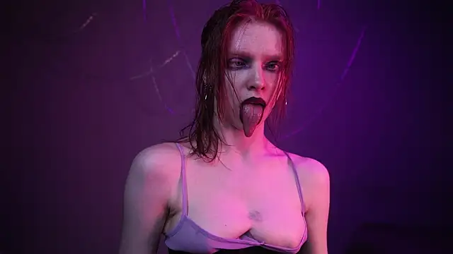 ginger_hugs webcam