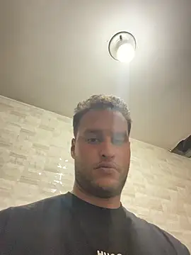 Latino_jr webcam