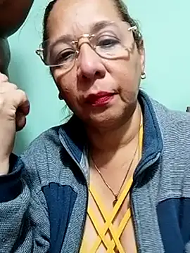 EliteCoupleMM webcam