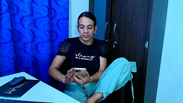 Oh_Tique webcam