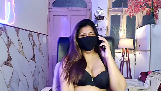 Hot-Shivangi webcam