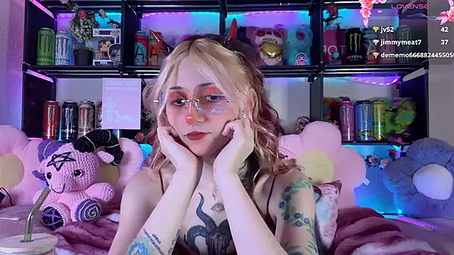 _Devill_Baby webcam