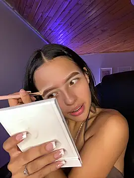 Sofia18_pinkk live cam