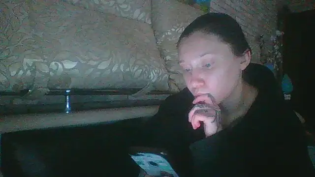RussNocturnal webcam