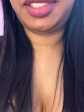 Tamil_Maaya webcam