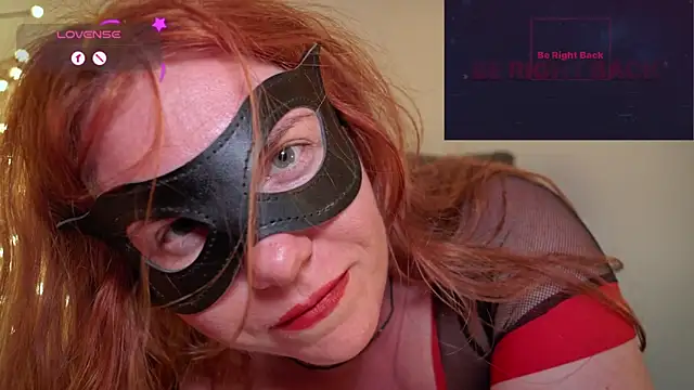GingerAleMILF webcam