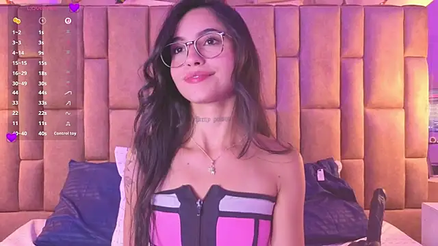 BrianaJhons19 webcam