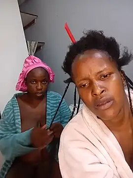 YummyBoobs_ webcam
