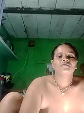 Shivani09900 webcam