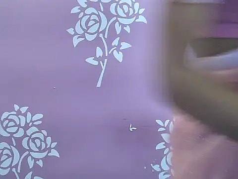 Shanaya_xo webcam