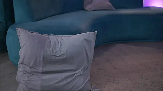 LisaLorenz webcam