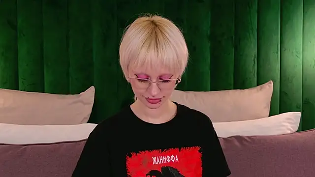 LauraDiazz webcam