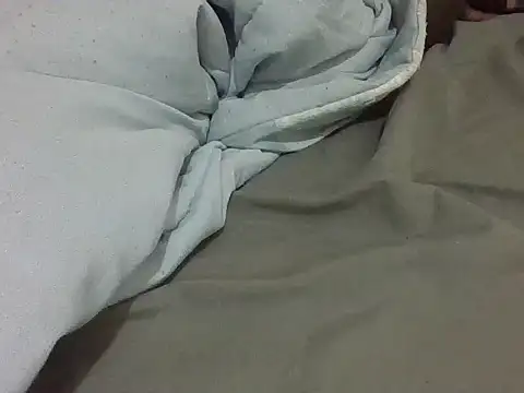 nasty-petite webcam