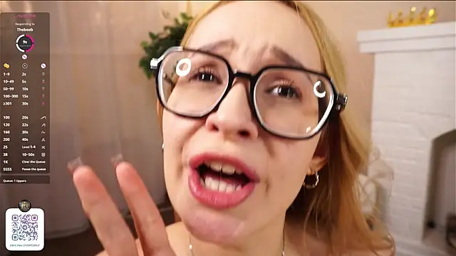 JanineFlosi webcam