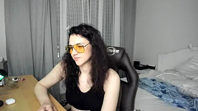 AmeliaInAmber webcam