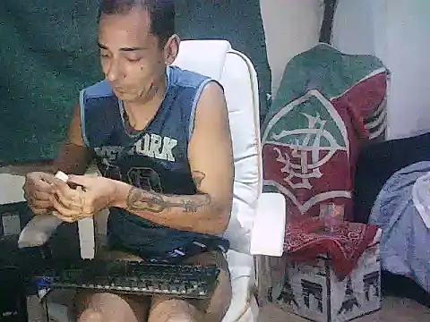 latinound webcam