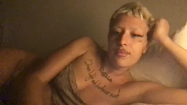 SilverMistressBTBF webcam