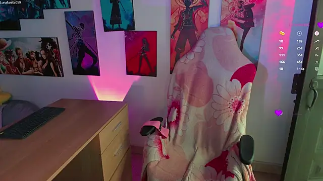 emma_luna59 webcam