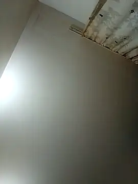 Virgin_Pussy_Love webcam
