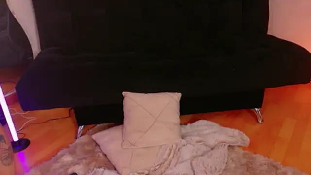 EmmyEvans1 webcam