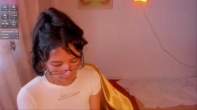 aluna_0310 webcam