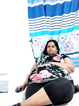 SusanaEshwar webcam